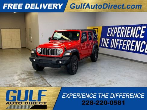 Used 2025 Jeep Wrangler Unlimited Sport AWD/4WD image 4