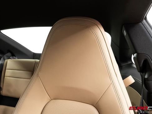 Used 2024 Porsche 911 Carrera S RWD image 39