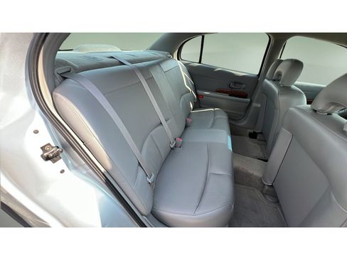Used 2003 Buick Le Sabre Custom w/ Comfort & Style Package FWD image 30