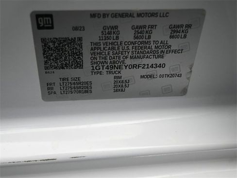 Used 2024 GMC Sierra 2500 SLT w/ SLT Convenience Package image 33