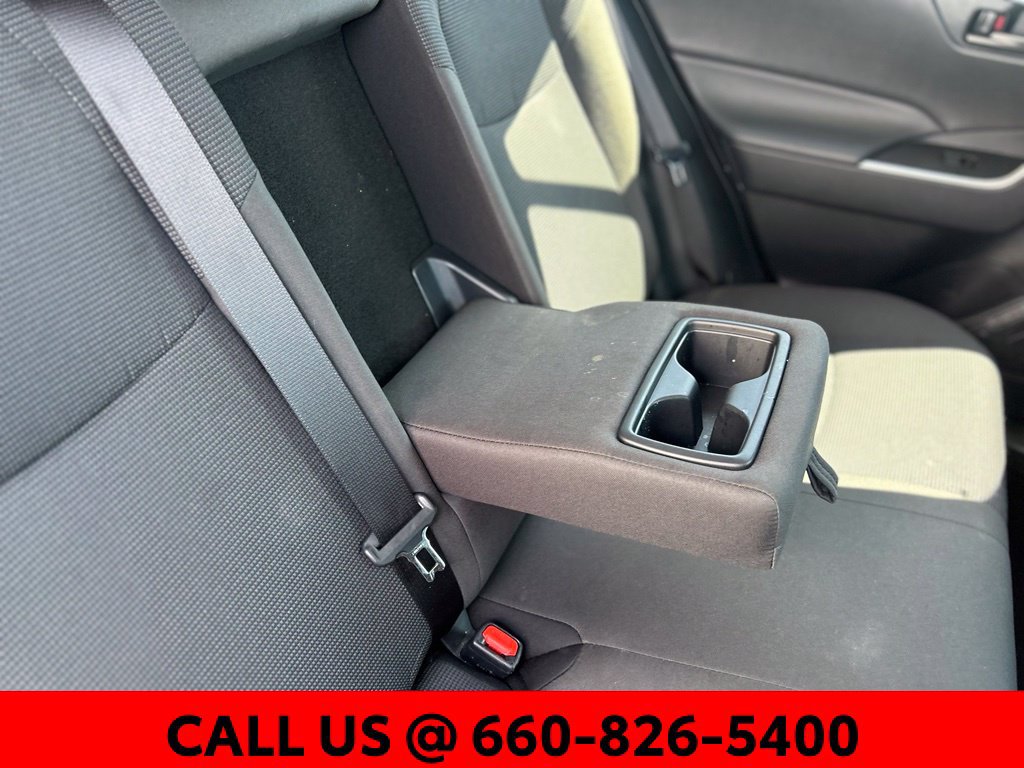 Used 2025 Toyota RAV4 LE AWD/4WD image 9