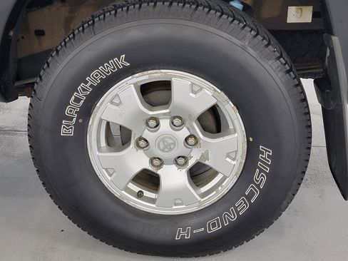 Used 2011 Toyota Tacoma 4x4 Double Cab image 12