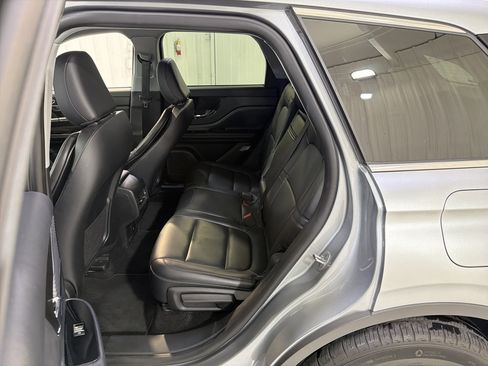 Used 2022 Lincoln Corsair FWD image 11