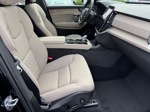 New 2026 Volvo XC90 B6 Plus w/ Protection Package Premier AWD/4WD image 10