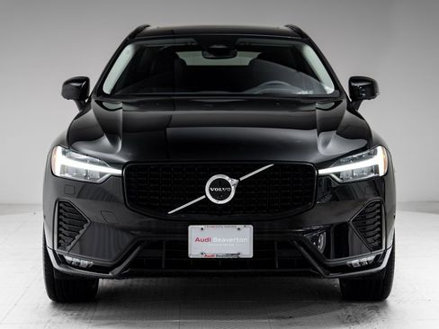 Used 2023 Volvo XC60 B5 Ultimate w/ Climate Package AWD/4WD image 28
