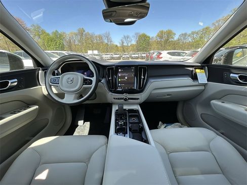 New 2025 Volvo XC60 B5 Core w/ Climate Package image 12