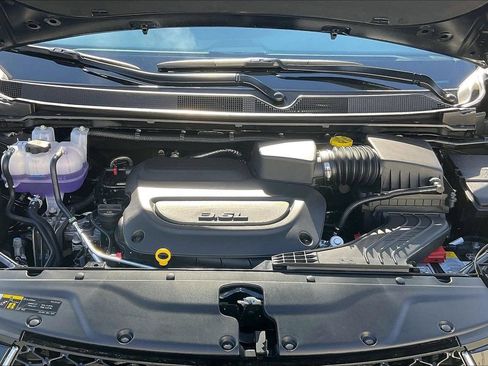 New 2026 Chrysler Pacifica Select FWD image 36