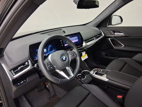 New 2026 BMW X1 xDrive28i w/ Convenience Package AWD/4WD image 2