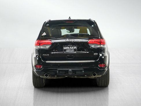 Used 2017 Jeep Grand Cherokee Overland w/ Jeep Active Safety Group AWD/4WD image 4