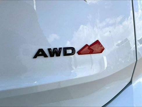 New 2026 Nissan Rogue SV AWD/4WD image 8