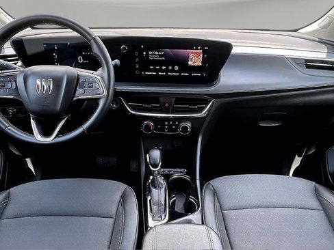 Used 2025 Buick Encore GX Preferred AWD/4WD image 8