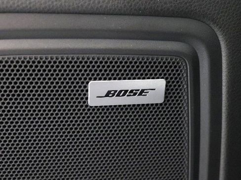 Used 2025 Porsche Macan image 31