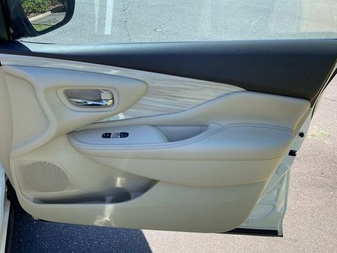 Used 2016 Nissan Murano Platinum w/ Platinum Technology Package AWD/4WD image 36