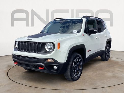 Used 2023 Jeep Renegade Trailhawk AWD/4WD image 9