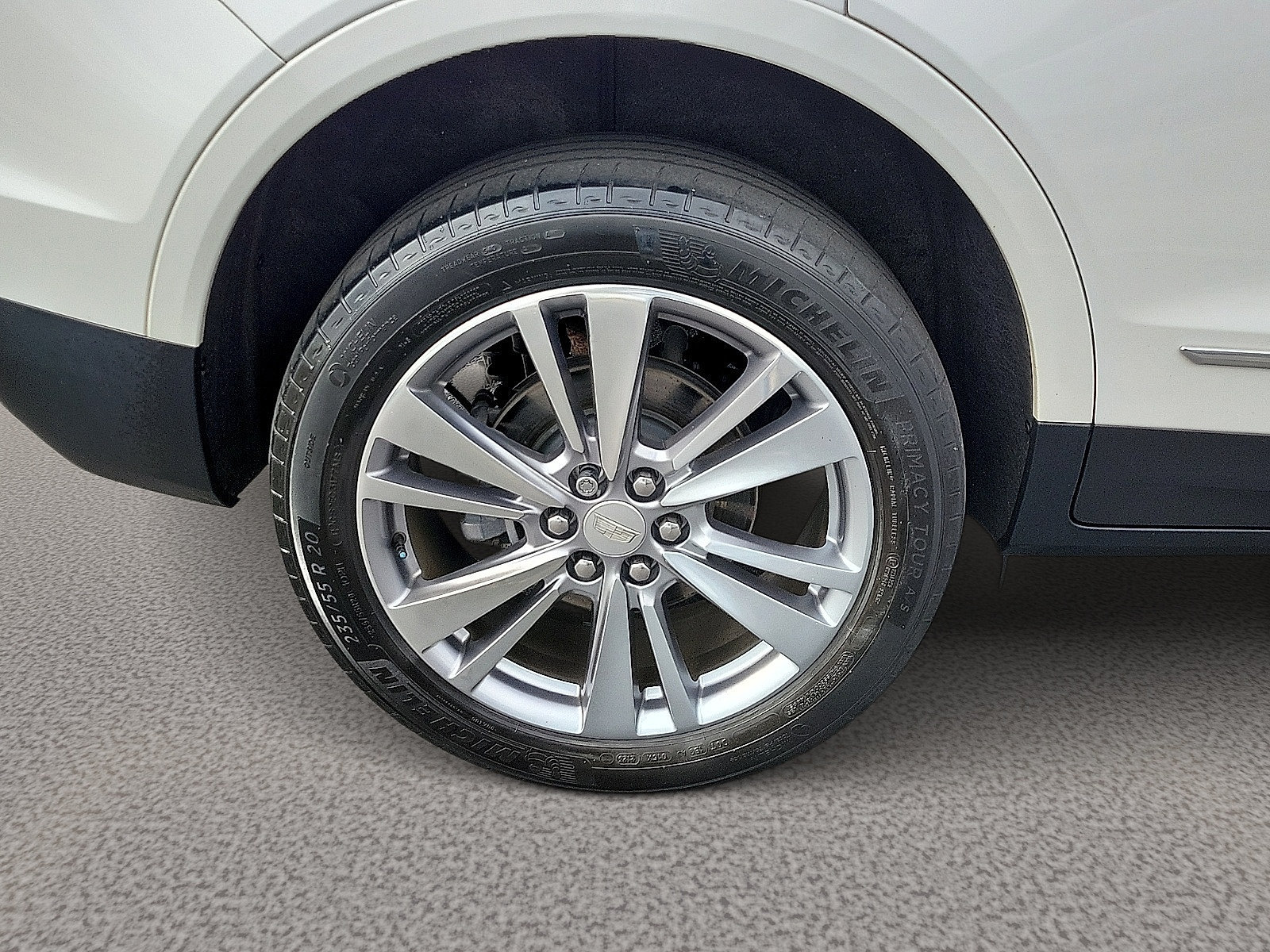 Used 2023 Cadillac XT5 Premium Luxury AWD/4WD image 7
