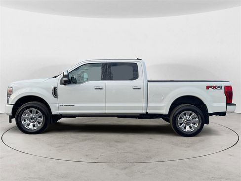 Certified 2022 Ford F350 Platinum image 2