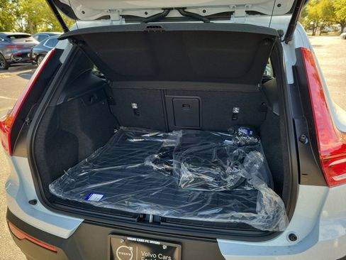 New 2026 Volvo XC40 B5 Plus w/ Protection Package Premier image 4