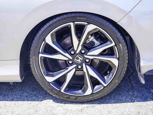 Used 2019 Honda Civic Si image 8