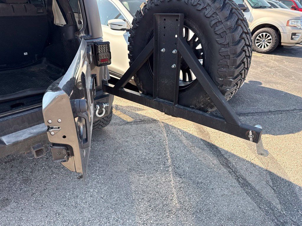 Used 2018 Jeep Wrangler Unlimited Sport S AWD/4WD image 22