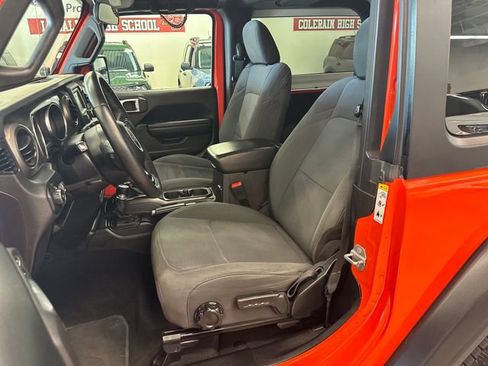 Used 2018 Jeep Wrangler Sport AWD/4WD image 4