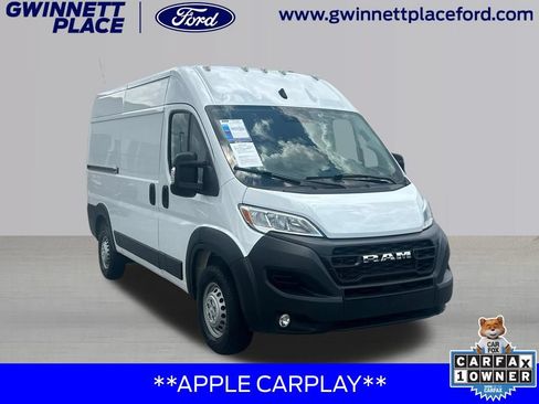 Used 2025 RAM ProMaster 2500 w/ Convenience Group FWD image 3