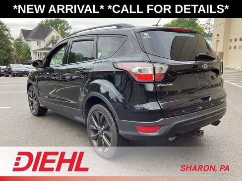 Used 2017 Ford Escape Titanium AWD/4WD image 5
