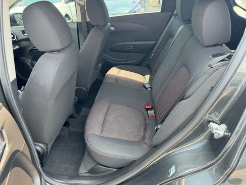 Used 2017 Chevrolet Sonic LT image 17