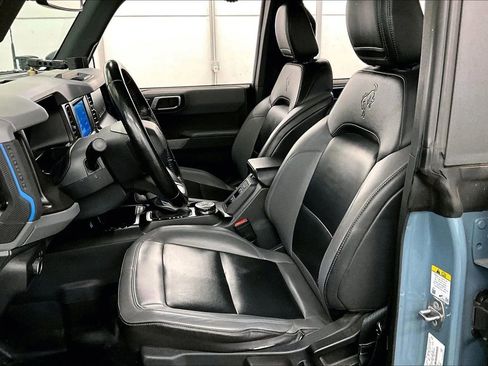 Used 2021 Ford Bronco Black Diamond image 24