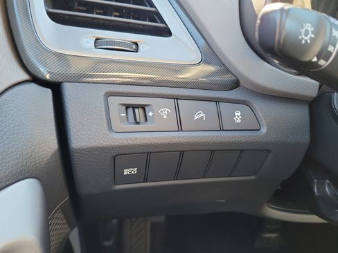 Used 2016 Hyundai Santa Fe Sport FWD image 24