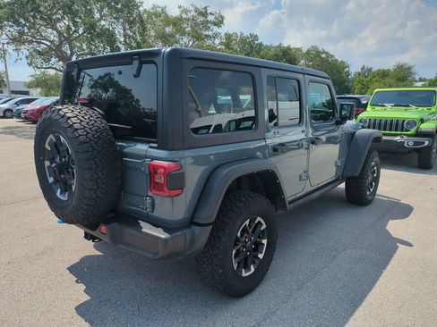 Used 2024 Jeep Wrangler Unlimited Rubicon 4xe AWD/4WD image 6