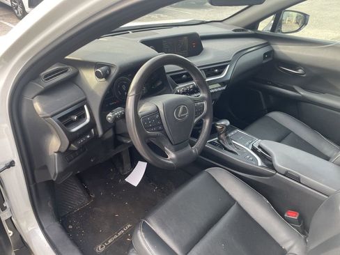 Used 2020 Lexus UX 250h w/ Premium Package AWD/4WD image 12