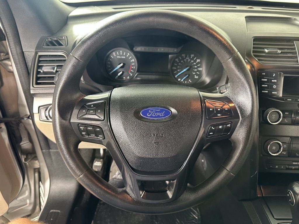 Used 2019 Ford Explorer FWD image 21