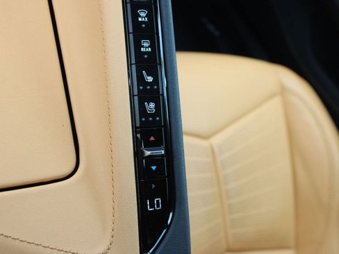 Used 2023 Chevrolet Corvette Stingray Preferred Conv w/ Z51 Performance Package image 26