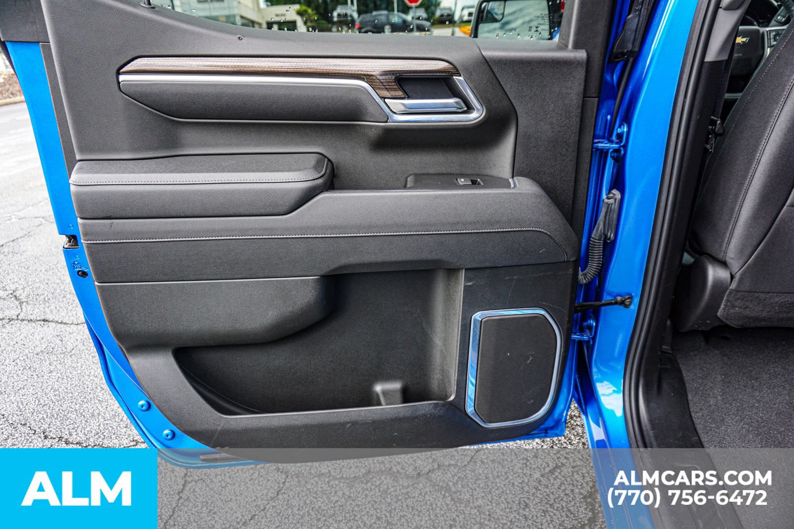 Used 2025 Chevrolet Silverado 1500 LT RWD image 53