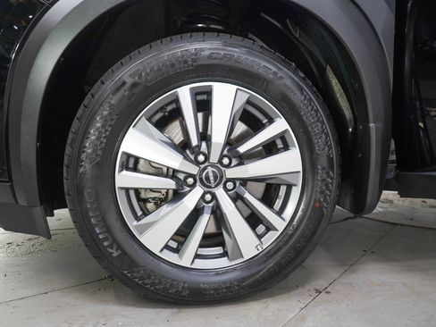 Used 2023 Nissan Pathfinder SL AWD/4WD image 31