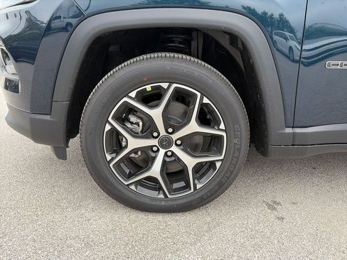 New 2026 Jeep Compass Limited AWD/4WD image 12