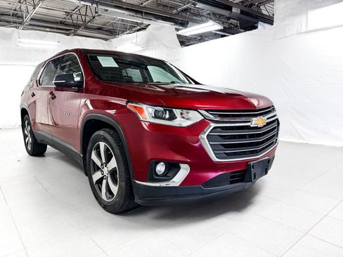 Used 2018 Chevrolet Traverse LT AWD/4WD image 6