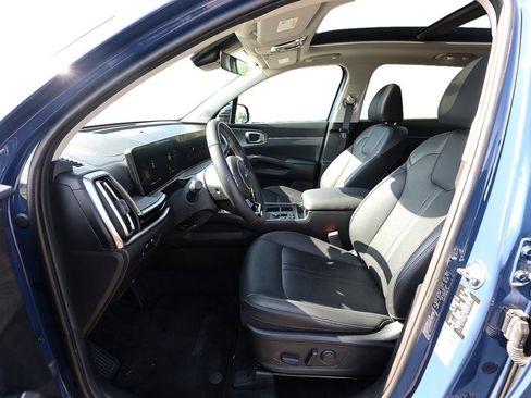 Certified 2024 Kia Sorento X-Line EX AWD/4WD image 13