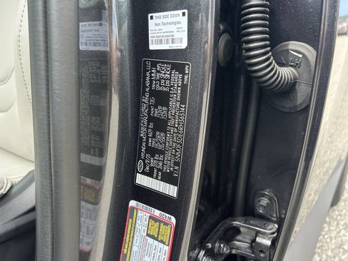 Certified 2024 Hyundai Tucson SEL w/ Convenience Package FWD image 40