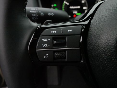 Certified 2025 Honda Civic Sport Touring image 27