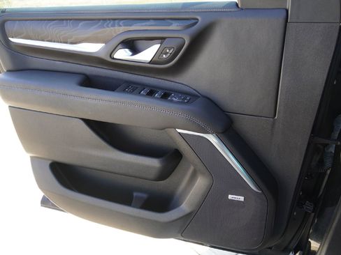 Used 2022 GMC Yukon Denali w/ Max Trailering Package image 22