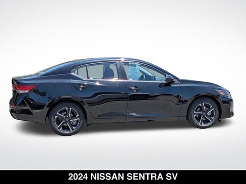 Used 2024 Nissan Sentra SV FWD image 6