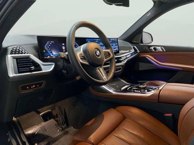 Used 2024 BMW X7 M60i w/ Executive Package AWD/4WD image 17
