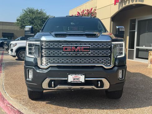 Used 2022 GMC Sierra 3500 Denali w/ Denali Ultimate Package AWD/4WD image 5