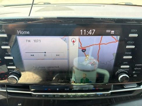 Used 2021 Toyota Sienna Platinum FWD image 18