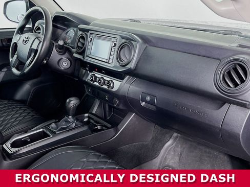 Used 2016 Toyota Tacoma SR w/ SR Convenience Package RWD image 18