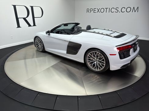 Used 2018 Audi R8 V10 plus AWD/4WD image 7