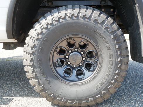 Used 2021 RAM 2500 Laramie w/ Night Edition AWD/4WD image 10