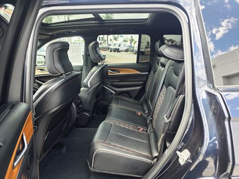 Certified 2022 Jeep Grand Cherokee Summit 4xe AWD/4WD image 19