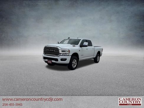 Used 2024 RAM 2500 Laramie AWD/4WD image 7
